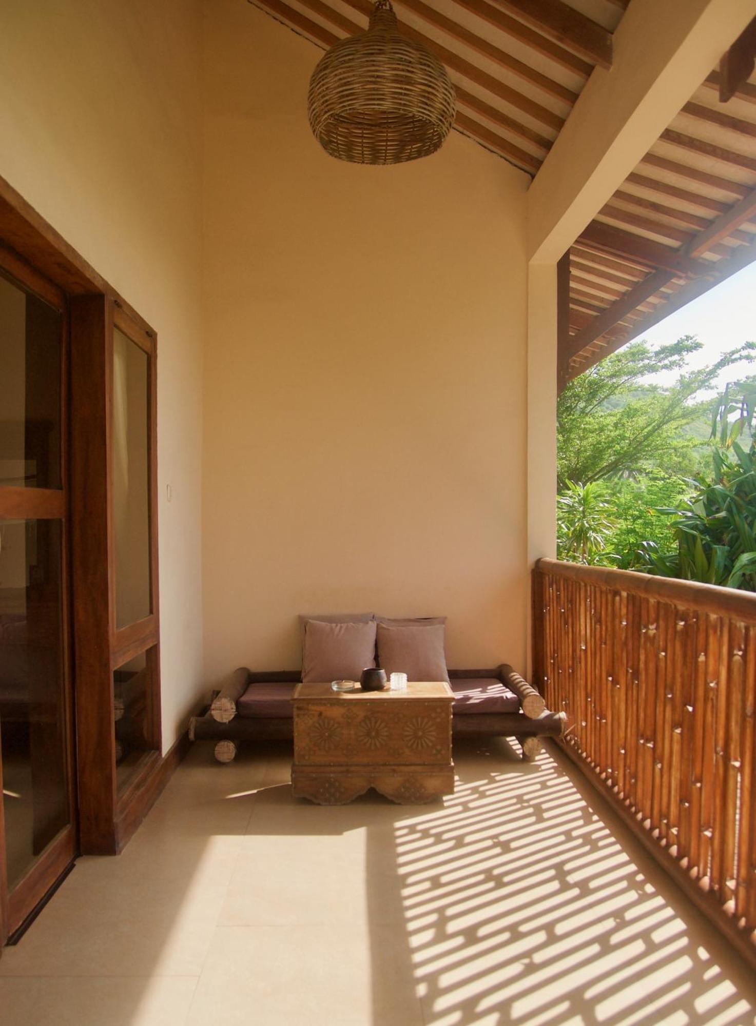 Owa Lodge Areguling Kuta  Стая снимка