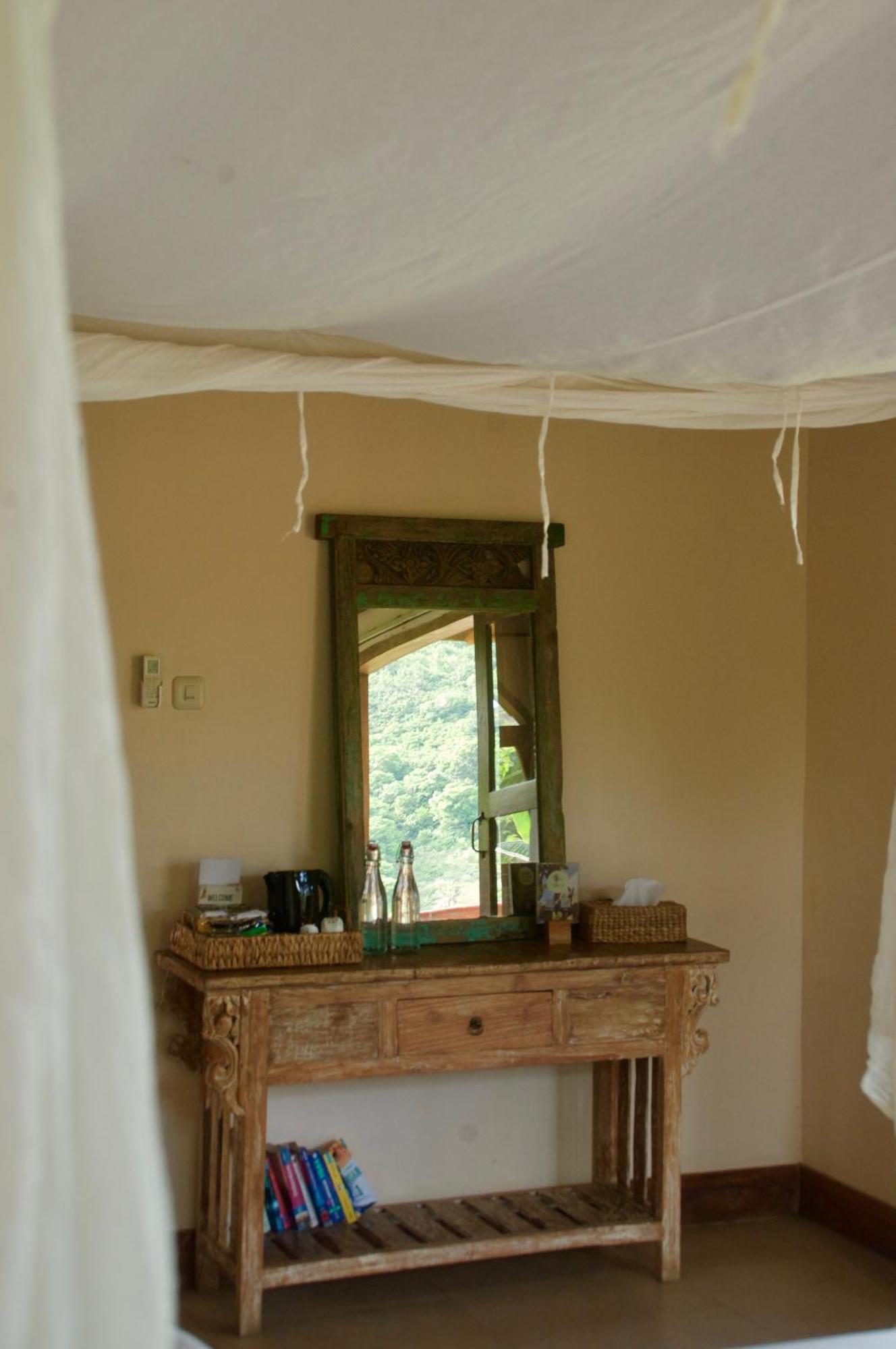 Owa Lodge Areguling Kuta  Стая снимка
