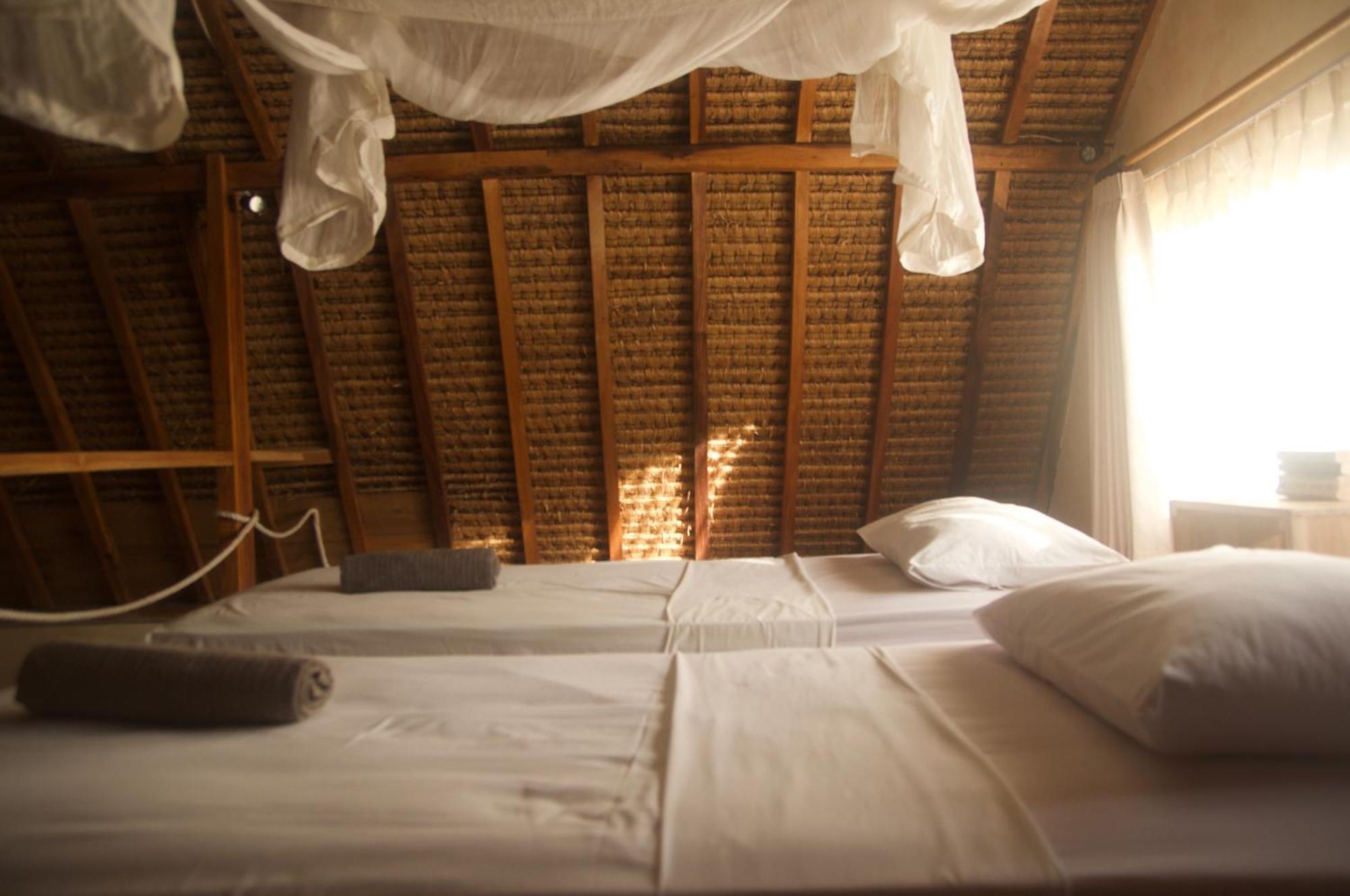 Owa Lodge Areguling Kuta  Стая снимка